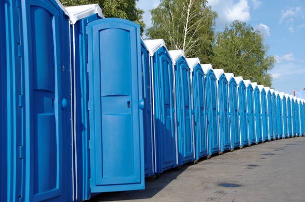Portable Toilet Options We Offer in Conrad, IA
